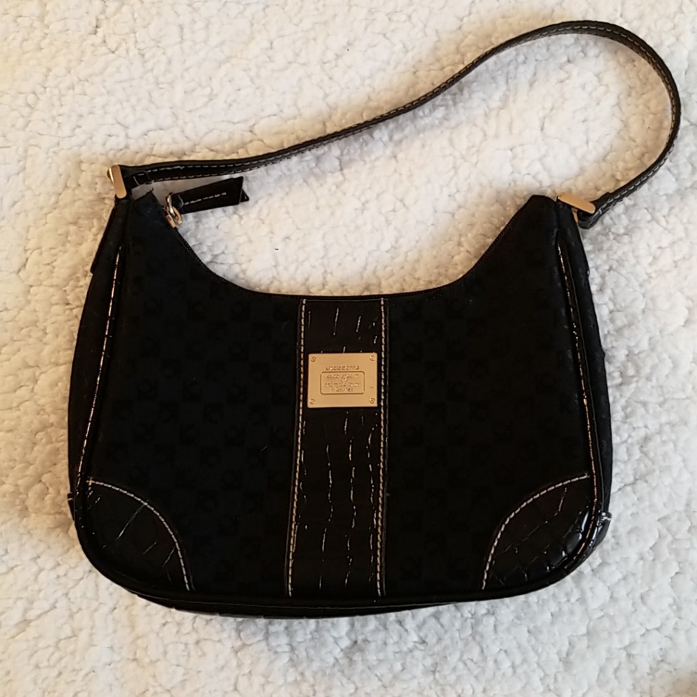 Liz Claiborne wrist clutch